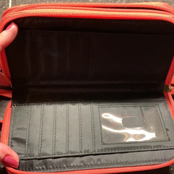 Nicole Miller wallet - Picture 4 of 7